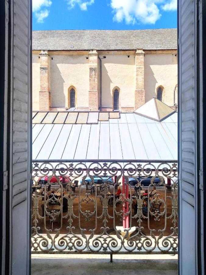 Joli Duplex Avec Balcon Et Vue Sur Place Du Centre Historique ! Foix Dış mekan fotoğraf